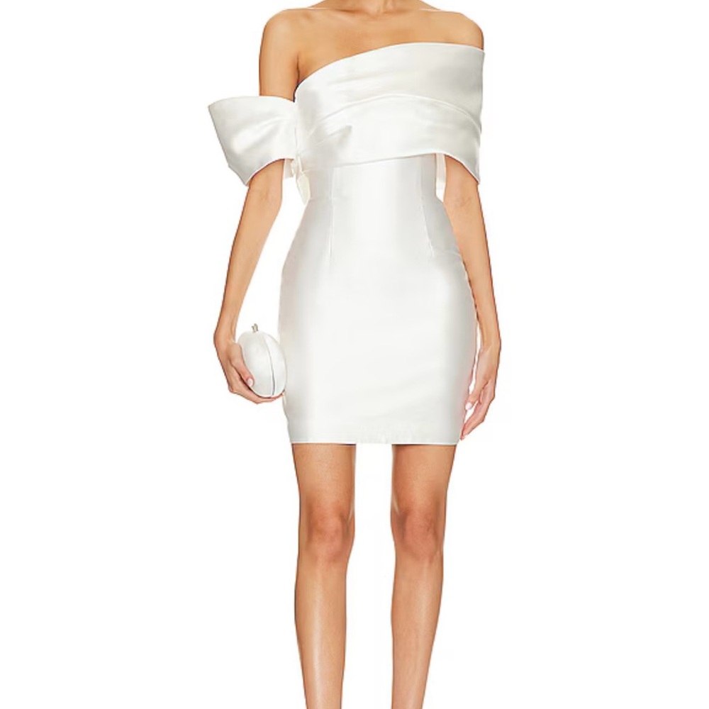 Edda Mini Dress in Cream
SOLACE London